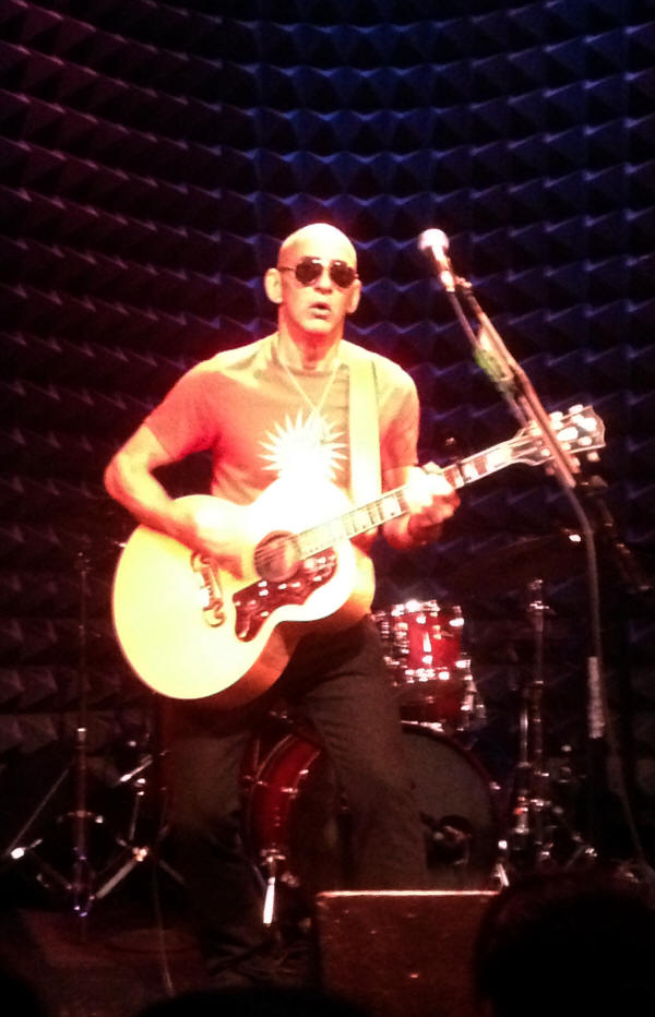 Simon Townshend: Live at Joe's Pub, New York City - July 26, 2013