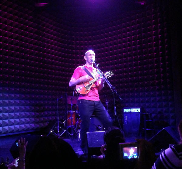 Simon Townshend: Live at Joe's Pub, New York City - July 26, 2013